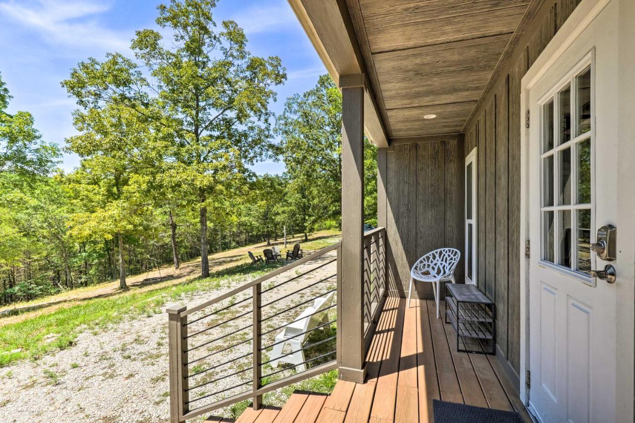 Branson Tiny Home On 52 Acres With Private Lake! Extérieur photo
