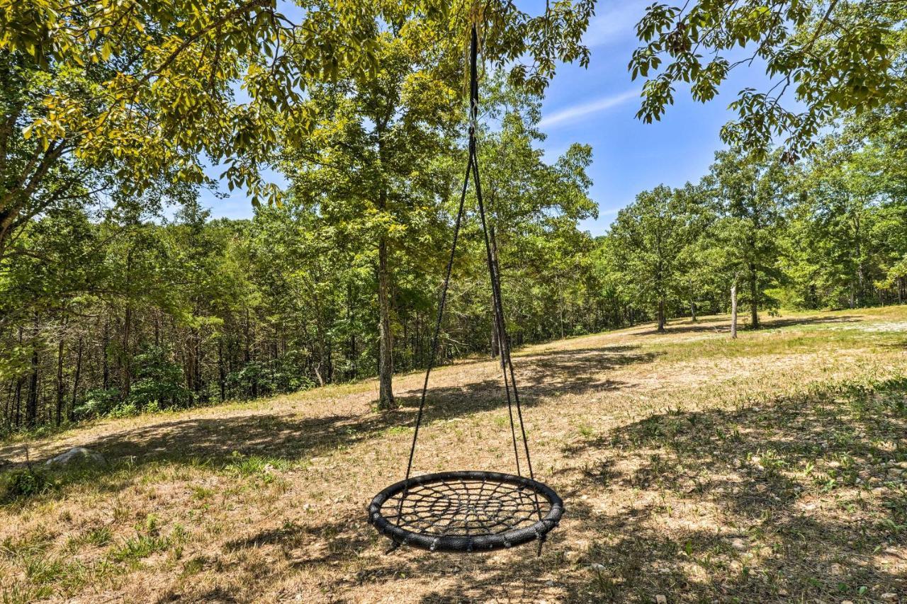 Branson Tiny Home On 52 Acres With Private Lake! Extérieur photo