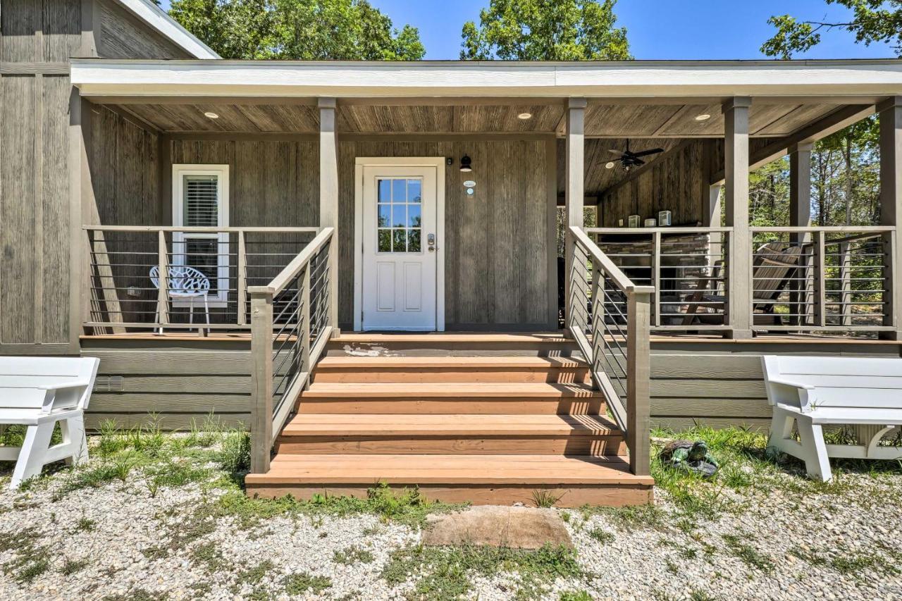 Branson Tiny Home On 52 Acres With Private Lake! Extérieur photo