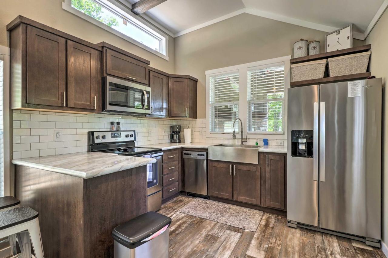 Branson Tiny Home On 52 Acres With Private Lake! Extérieur photo